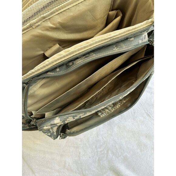 US Army National Guard Digital Camo Tactical Laptop/School Backpack (Clean)